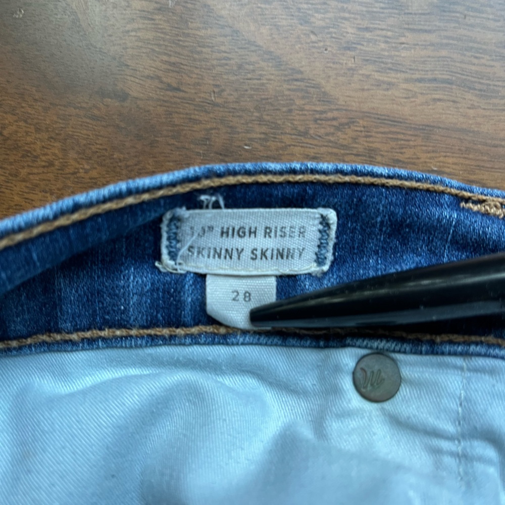 Madewell 10" Skinny High Riser Denim Shorts Button Front - Picture 11 of 13